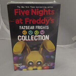 Five Nights at Freddy's Fazbear Frights Collection Book